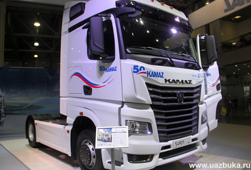 Тягач КАМАЗ 54901 к5