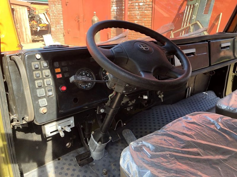 КАМАЗ 65115 кабина внутри