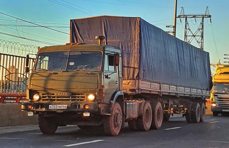 КАМАЗ 54115 тягач