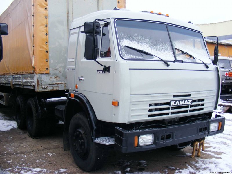 Грузовик КАМАЗ 54115
