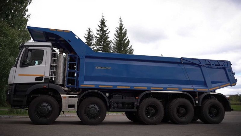 КАМАЗ 65805 самосвал
