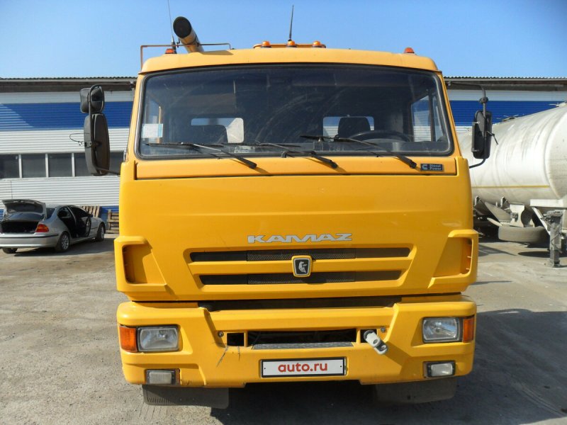 КАМАЗ 65116 желтый