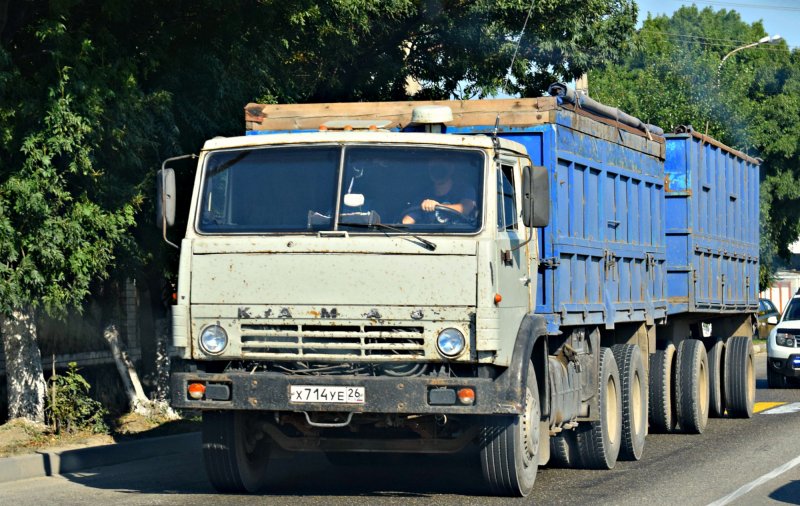 КАМАЗ 5320, 53212