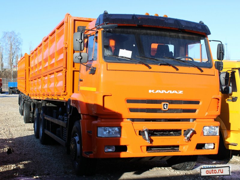 Самосвал КАМАЗ 6520-73