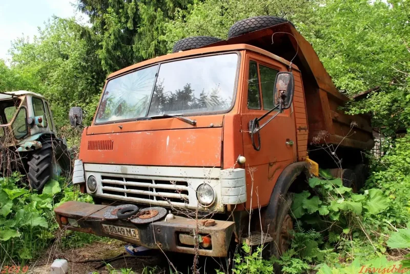 Старый КАМАЗ 5511