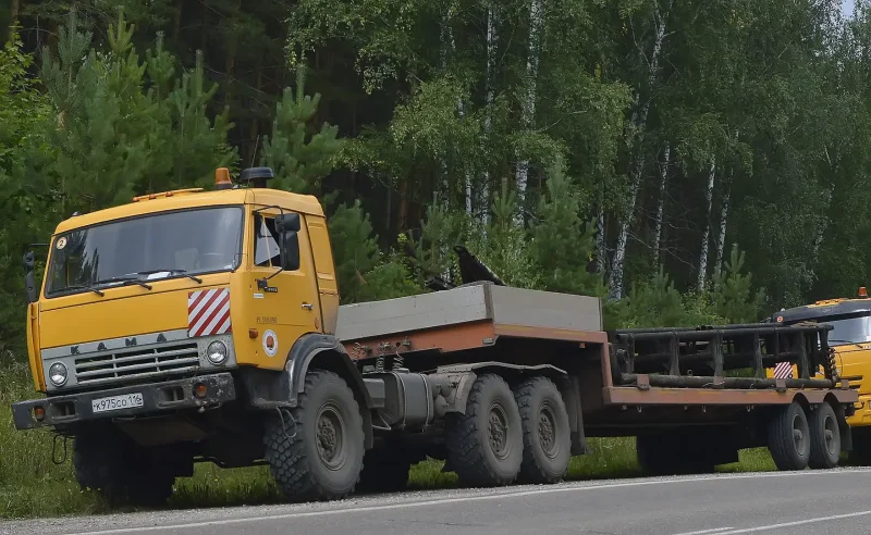 КАМАЗ бортовой 65117-6052-23