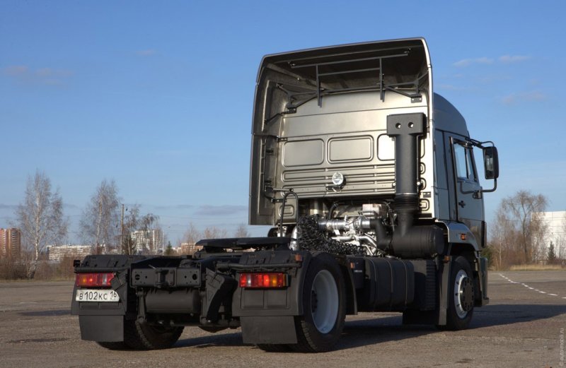 КАМАЗ-5460 седельный тягач