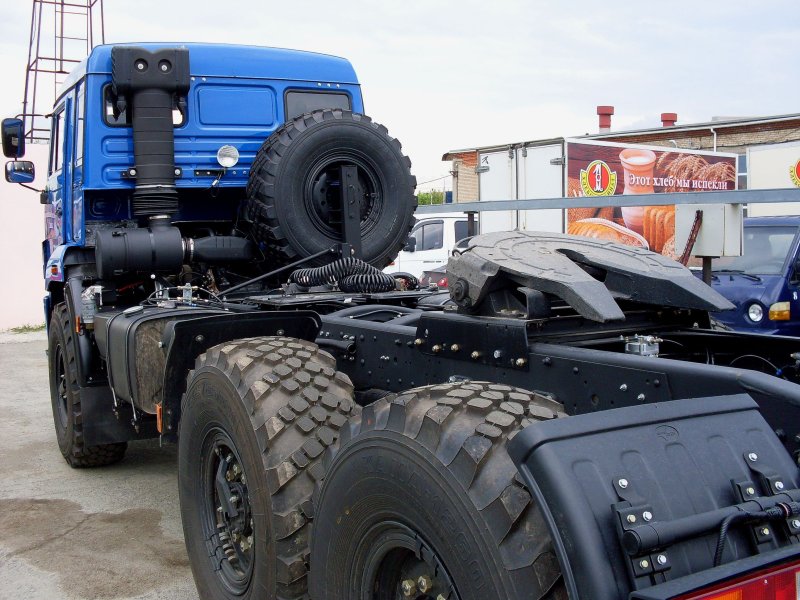 КАМАЗ-44108 седельный