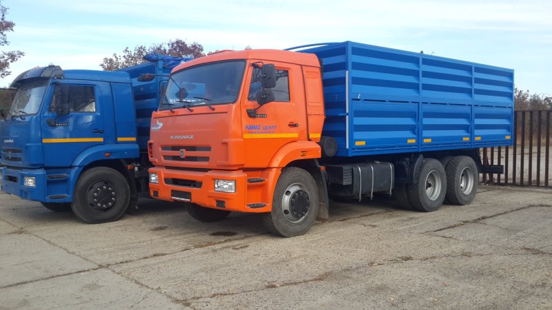 Бортовой КАМАЗ 65115 С прицепом