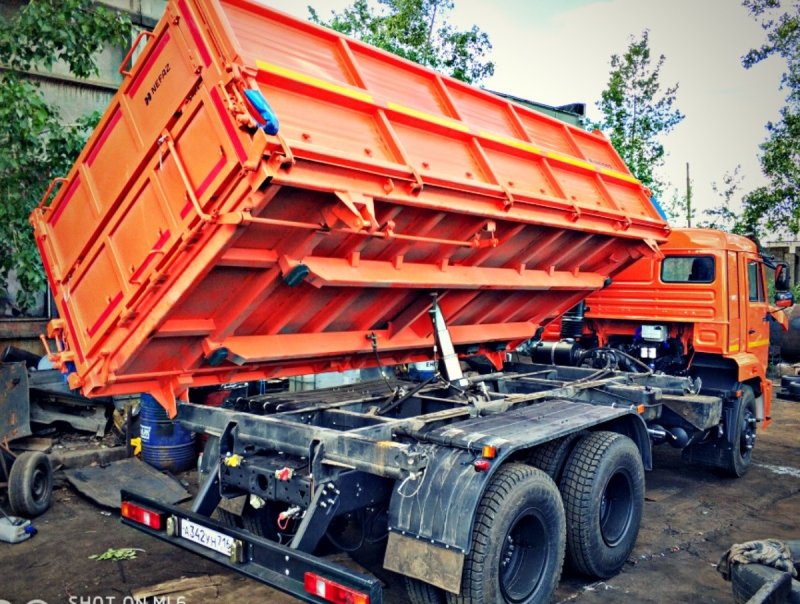 КАМАЗ 65115 самосвал сельхозник