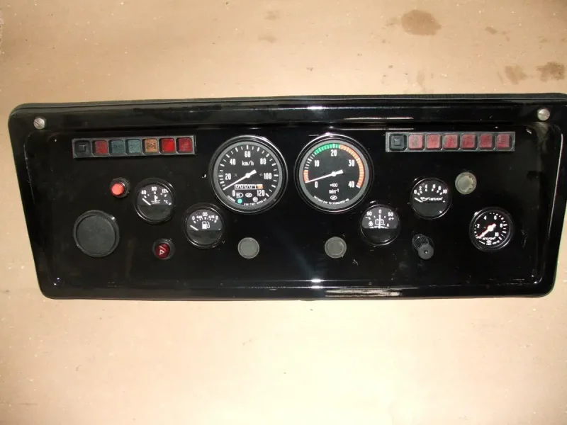 Щиток приборов 5320-3805010