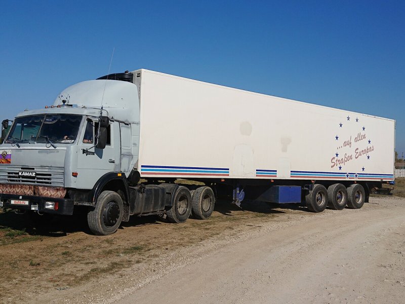 КАМАЗ 54115 фура