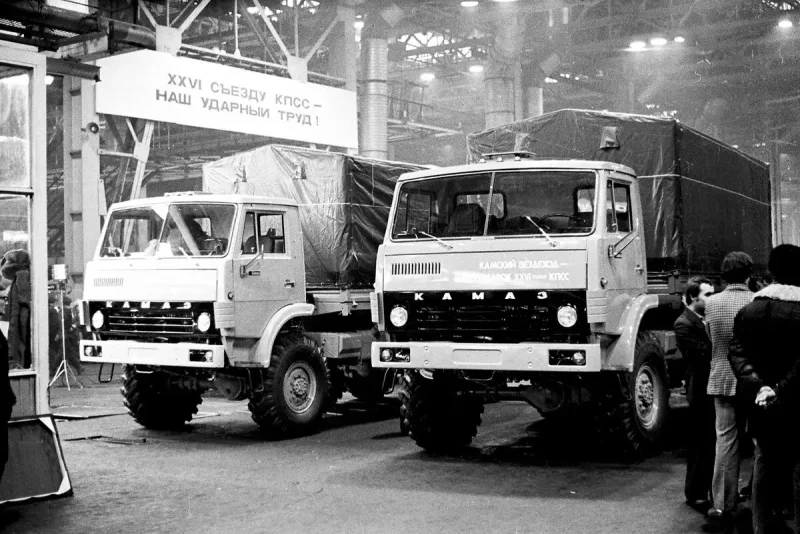 КАМАЗ 4310 первый