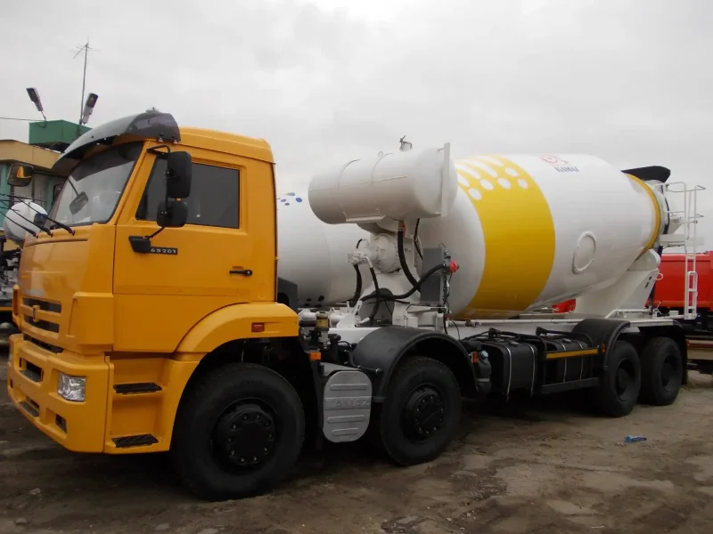Бетоносмеситель на шасси КАМАЗ-65201, 8х4