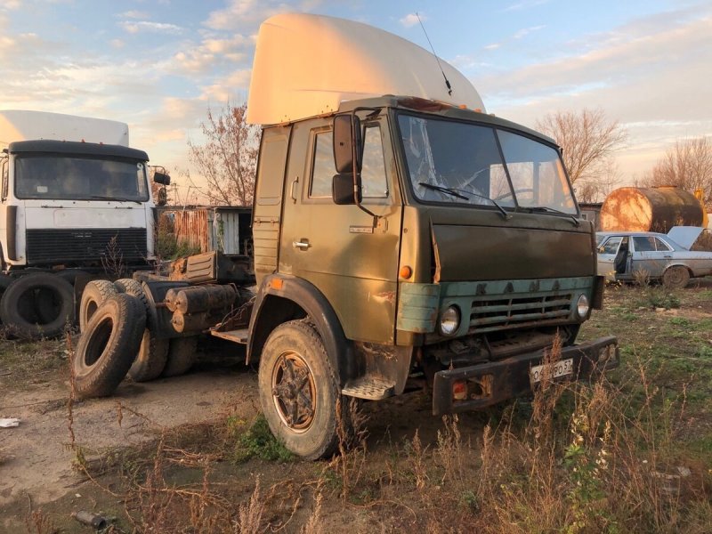 КАМАЗ 5320 кабина изнутри