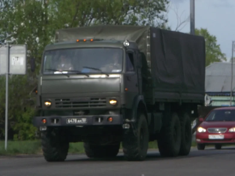 КАМАЗ 6520 синий