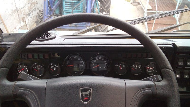Приборная панель КАМАЗ 65115