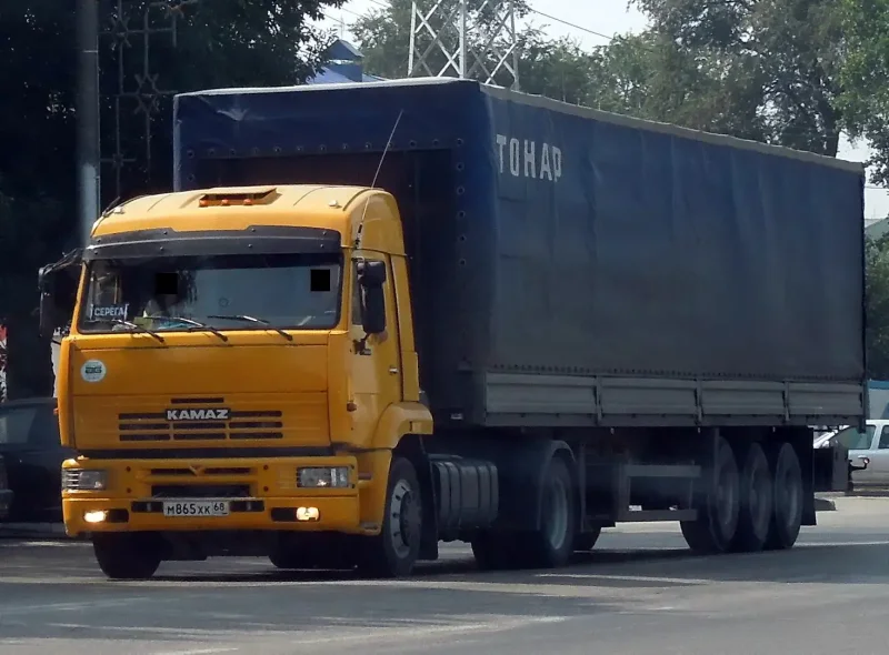 КАМАЗ 6520 С крышей макси