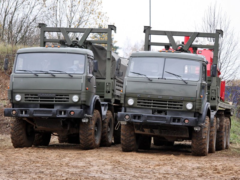 КАМАЗ 6350 армейский