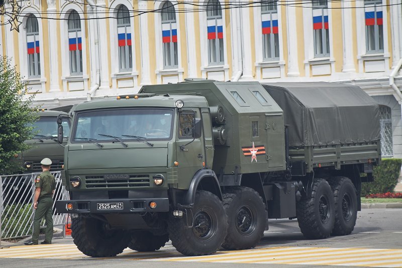 КАМАЗ 6350 медведь