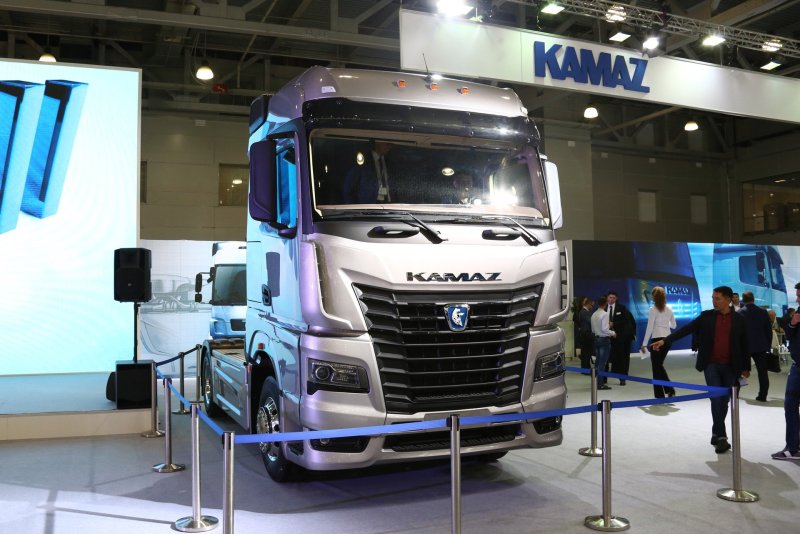 Новый КАМАЗ 54901 самосвал