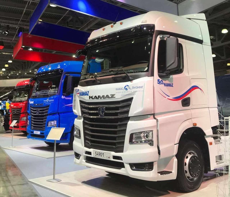 Новый КАМАЗ 2022 тягач