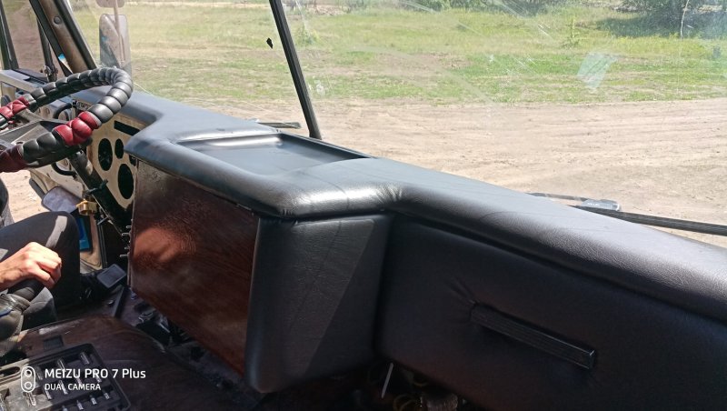 Урал 4320 кабина