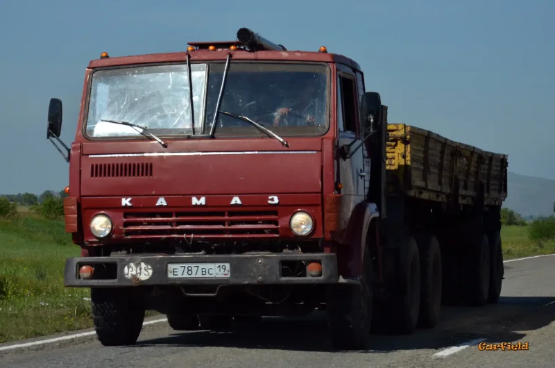Грузовик КАМАЗ 5410