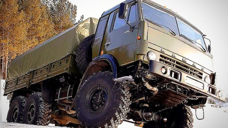 Военные КАМАЗЫ И Уралы