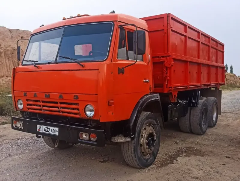 Бортовой автопоезд КАМАЗ зерновоз