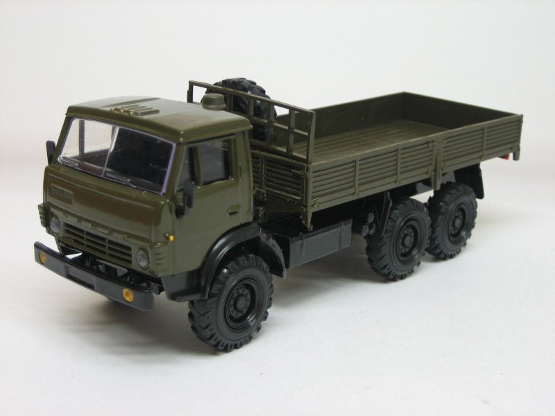 КАМАЗ 43105 бортовой