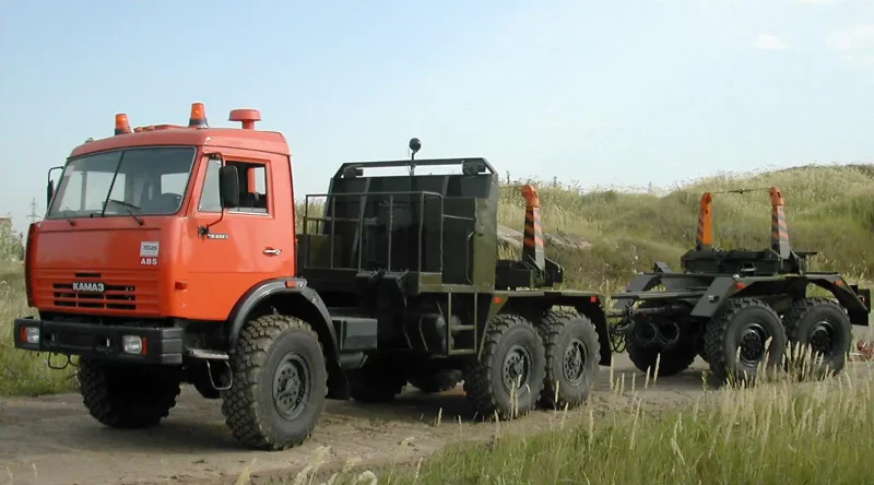 Трубовоз КАМАЗ 43118