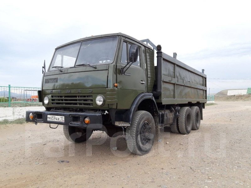 КАМАЗ 43105 самосвал с спальником