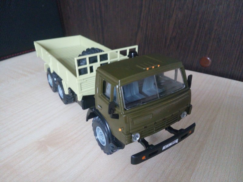 КАМАЗ 4310 бортовой военный