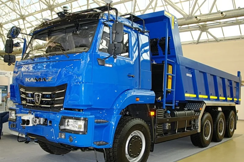 Новый КАМАЗ 2022 тягач
