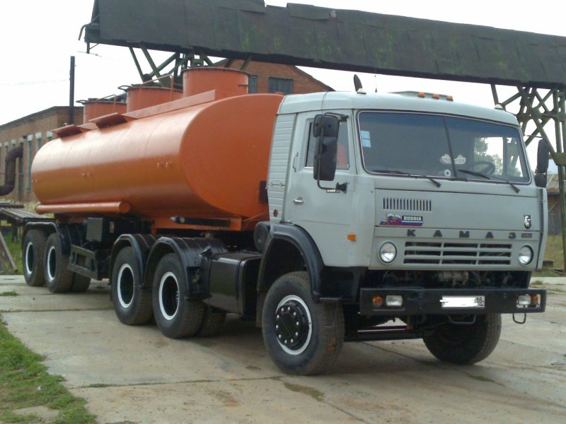 КАМАЗ 55111 бензовоз