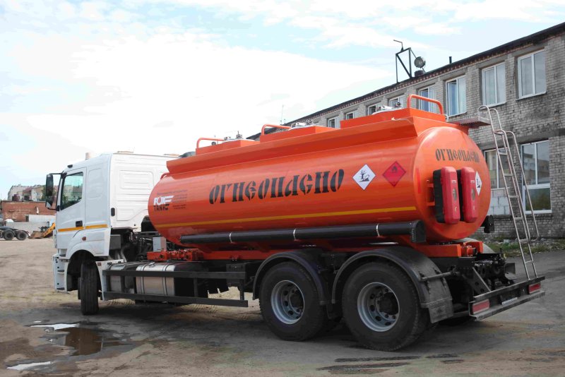 Автотопливозаправщик КАМАЗ 65207