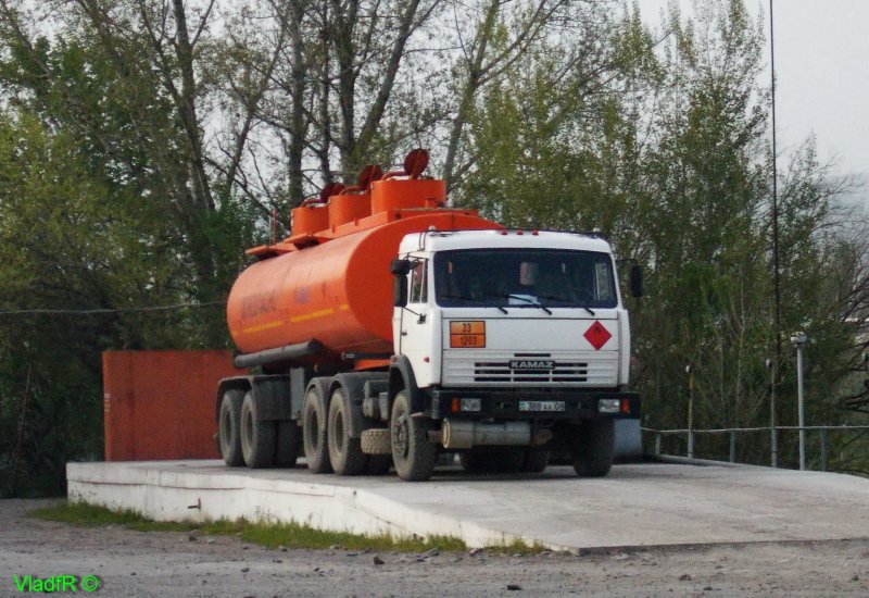 КАМАЗ 54112 бензовоз