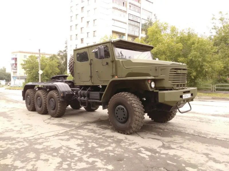 Урал Торнадо 8х8
