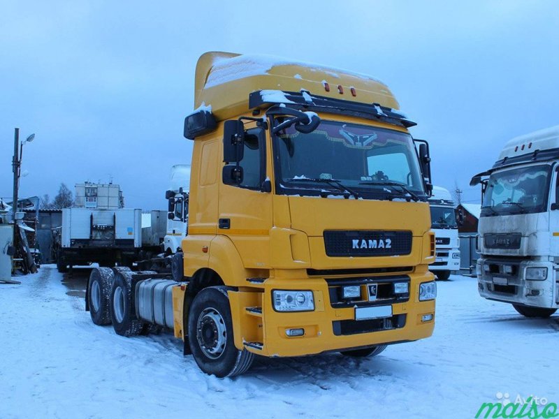 Седельный тягач КАМАЗ 65206