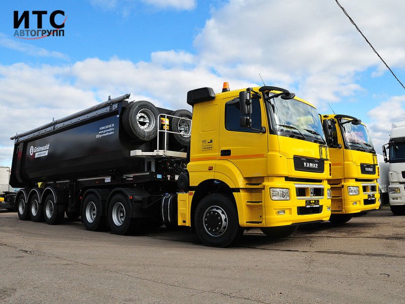 КАМАЗ 65206 С полуприцепом
