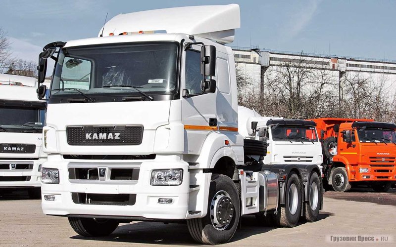 Седельный тягач КАМАЗ 65206