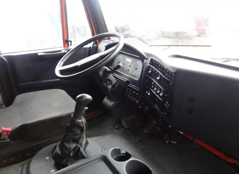 КАМАЗ 6520 кабина