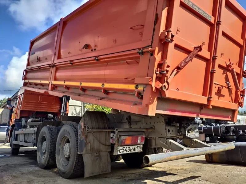 КАМАЗ 6520-53