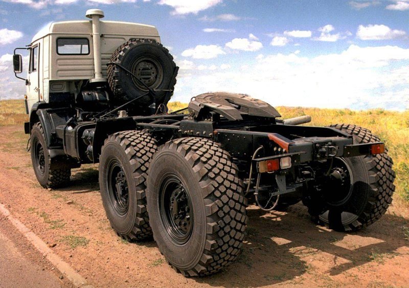 КАМАЗ-44108 седельный