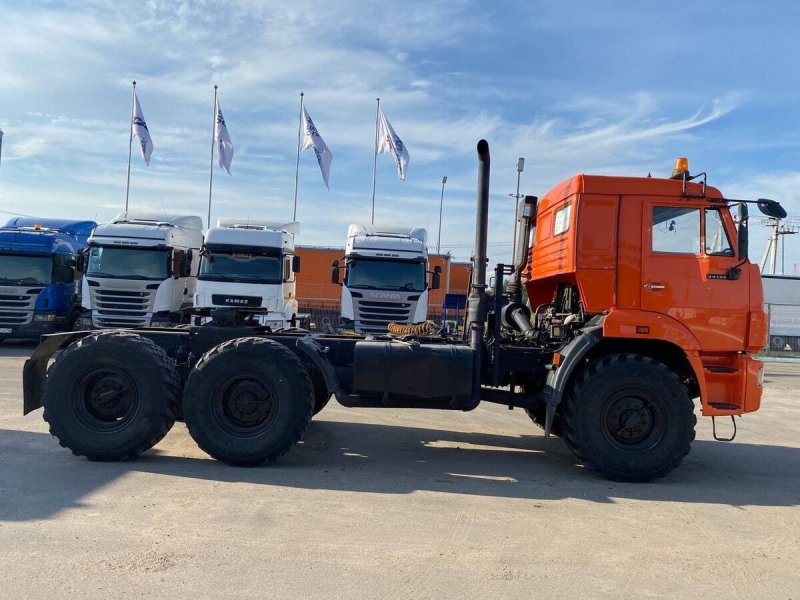 КАМАЗ 43118 732408 тягач седельный