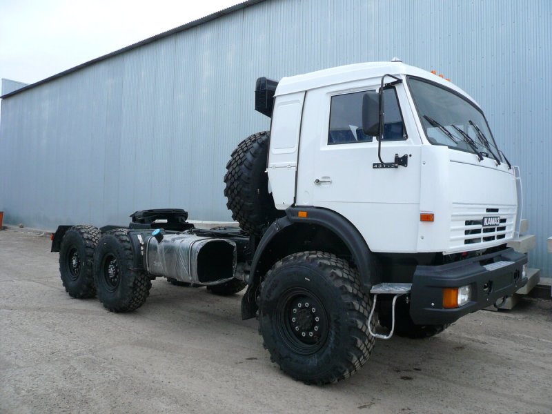 КАМАЗ 44108 тягач