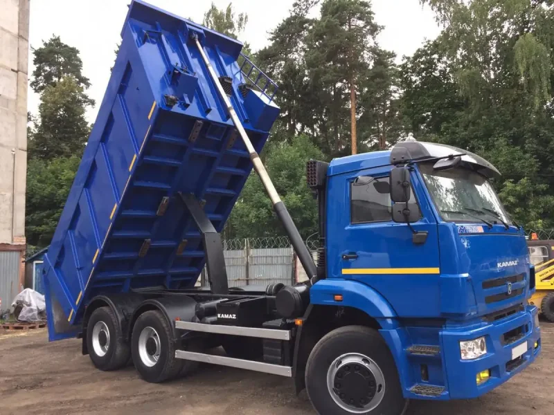 КАМАЗ 6520 самосвал синий