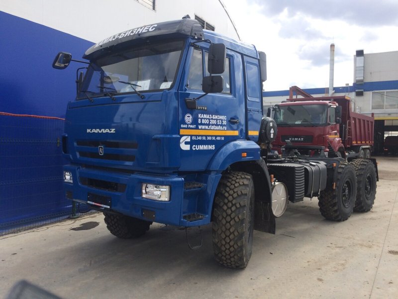 КАМАЗ 44108 И 4310