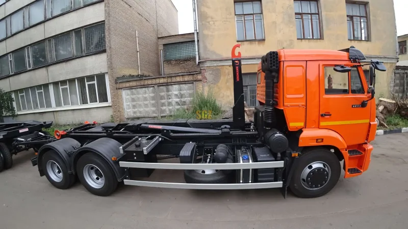 КАМАЗ 65115 мультилифт
